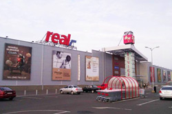 ТРЦ Riviera Shopping City меняет Real на «Ашан»